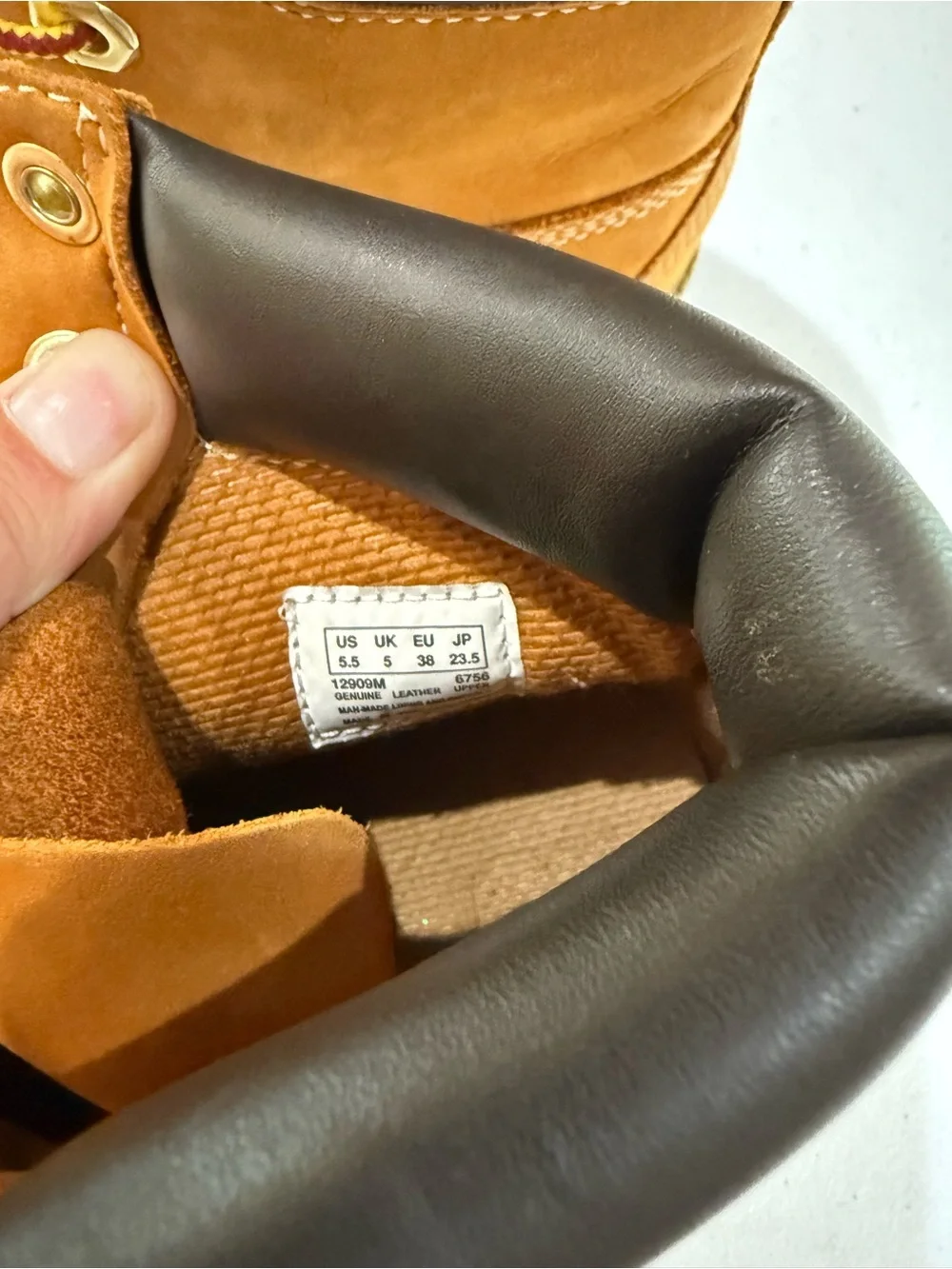 Timberland Wheat Nubuck 6-Inch Lace-Up Work Boots Size 5.5